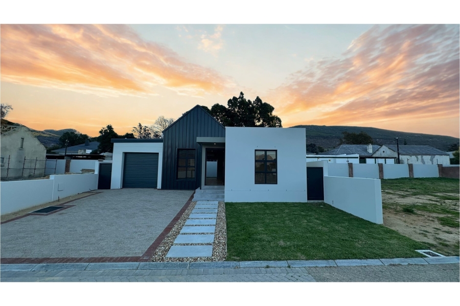 To Let 3 Bedroom Property for Rent in Lemoenkloof Western Cape